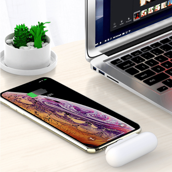 Universal Portable Phone Charger – 2600mAh